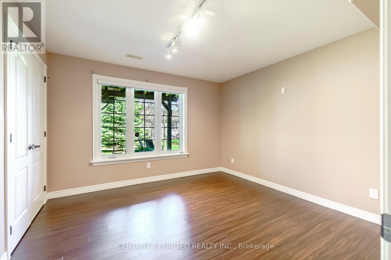 14 - 301 Carnegie Avenue, Peterborough (Northcrest Ward 5), Ontario  K9L 0B3 - Photo 24 - X13062272