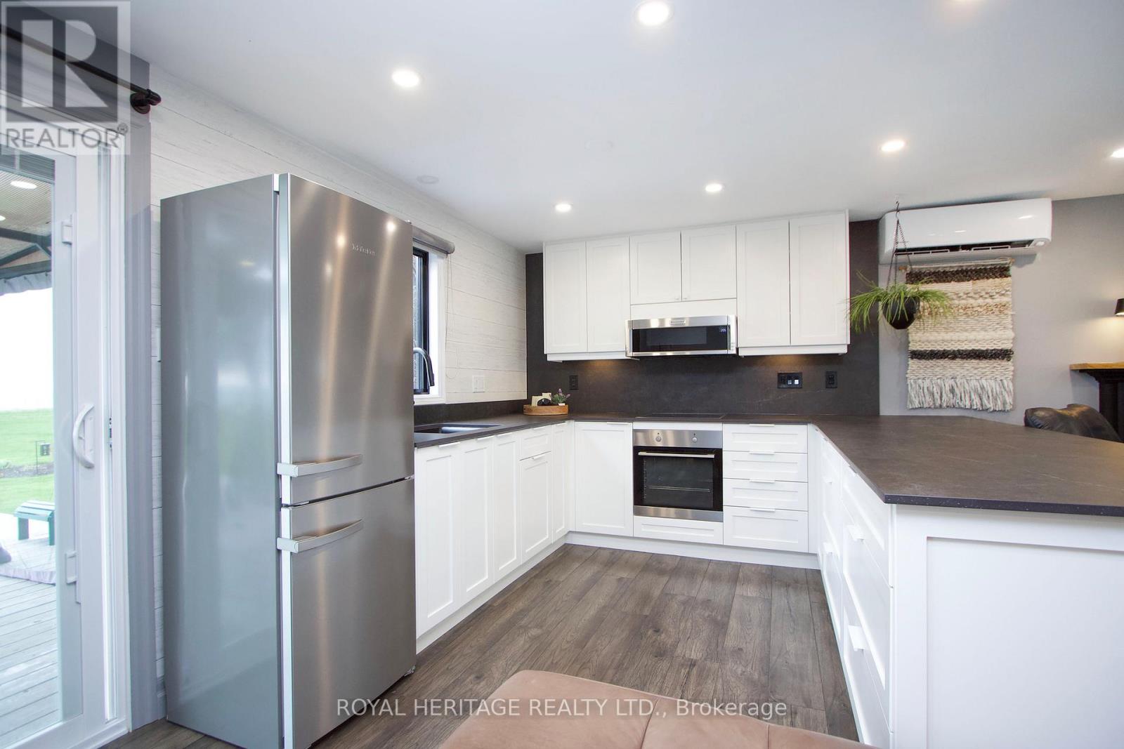 43 Bluffs Road, Clarington (Bowmanville), Ontario  L1B 1A4 - Photo 11 - E13062122