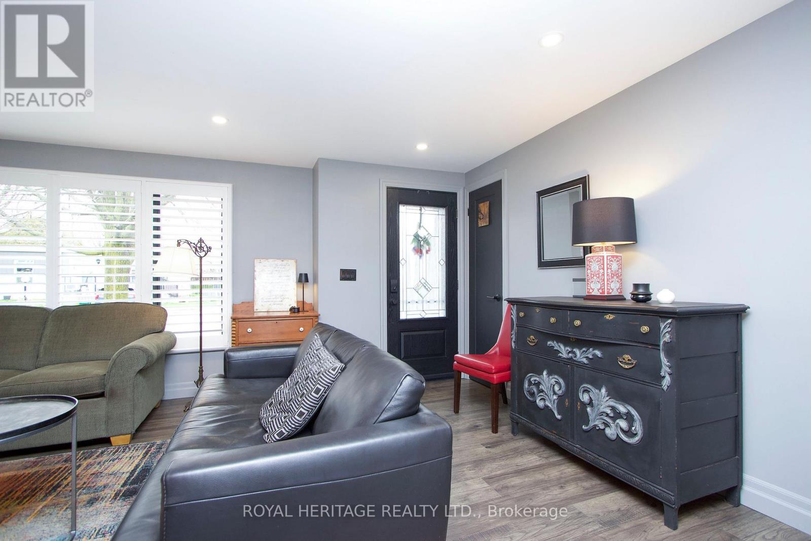 43 Bluffs Road, Clarington (Bowmanville), Ontario  L1B 1A4 - Photo 4 - E13062122