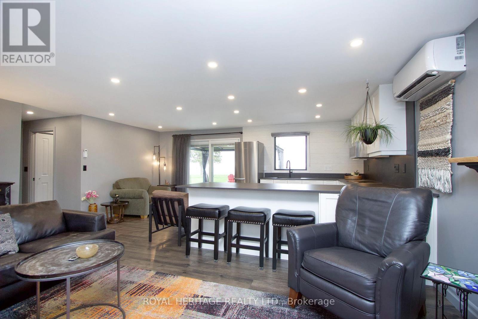 43 Bluffs Road, Clarington (Bowmanville), Ontario  L1B 1A4 - Photo 9 - E13062122