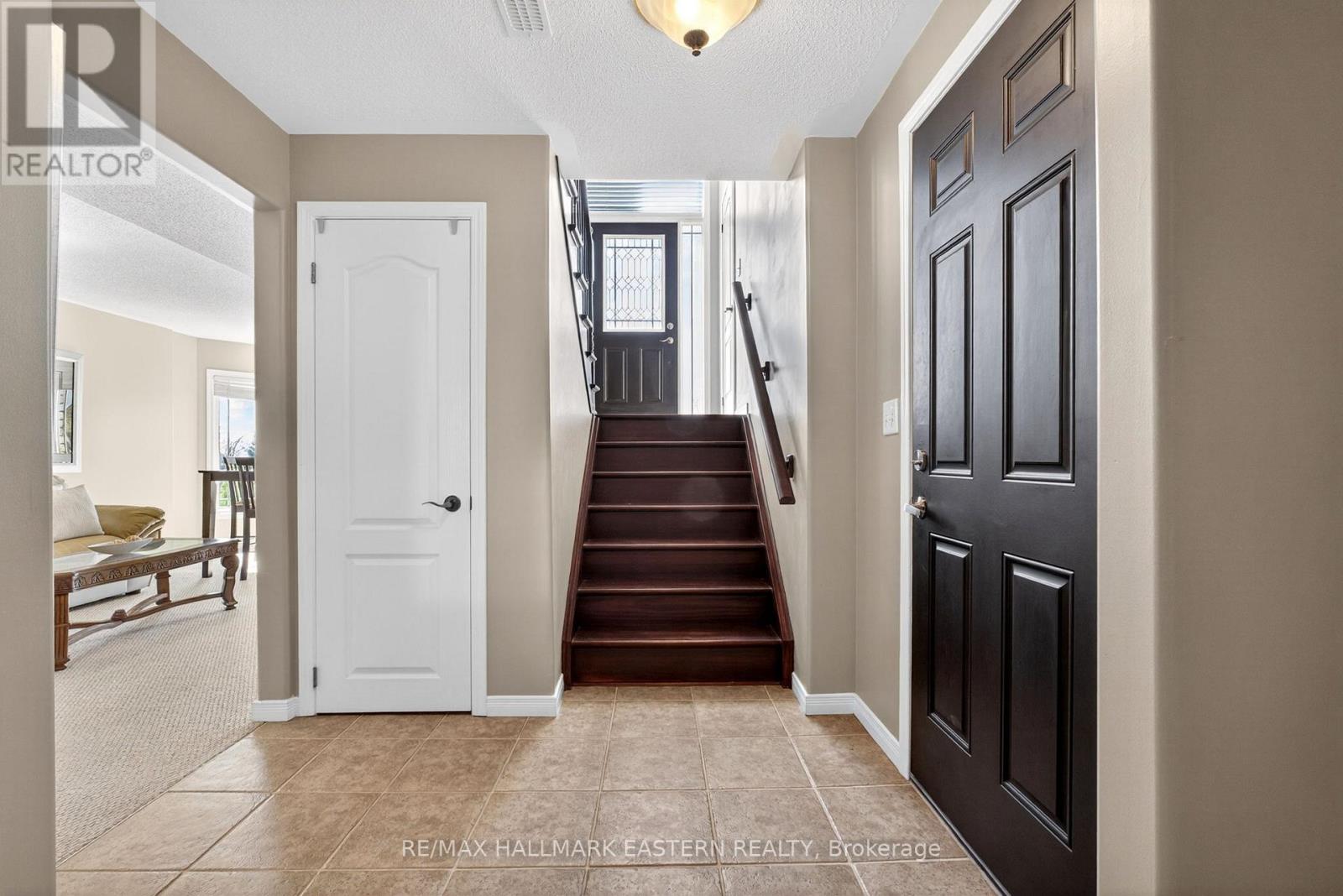 582 Clancy Crescent, Peterborough (Otonabee Ward 1), Ontario  K9K 2S2 - Photo 25 - X13062422