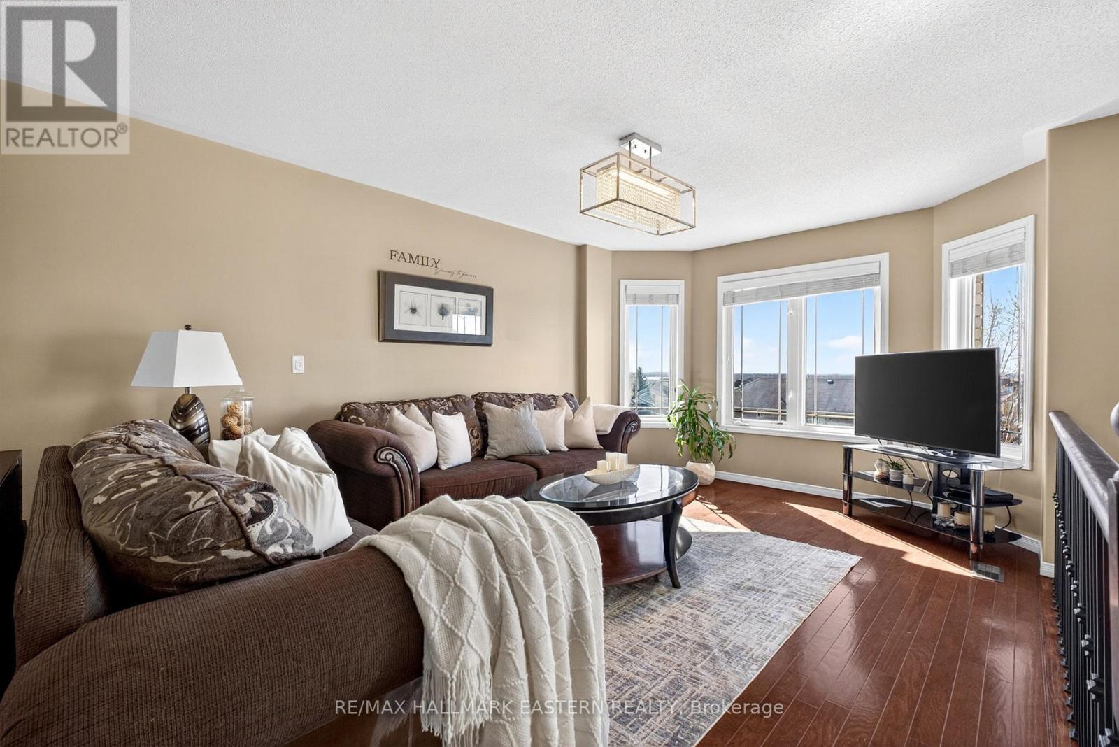 582 Clancy Crescent, Peterborough (Otonabee Ward 1), Ontario  K9K 2S2 - Photo 6 - X13062422