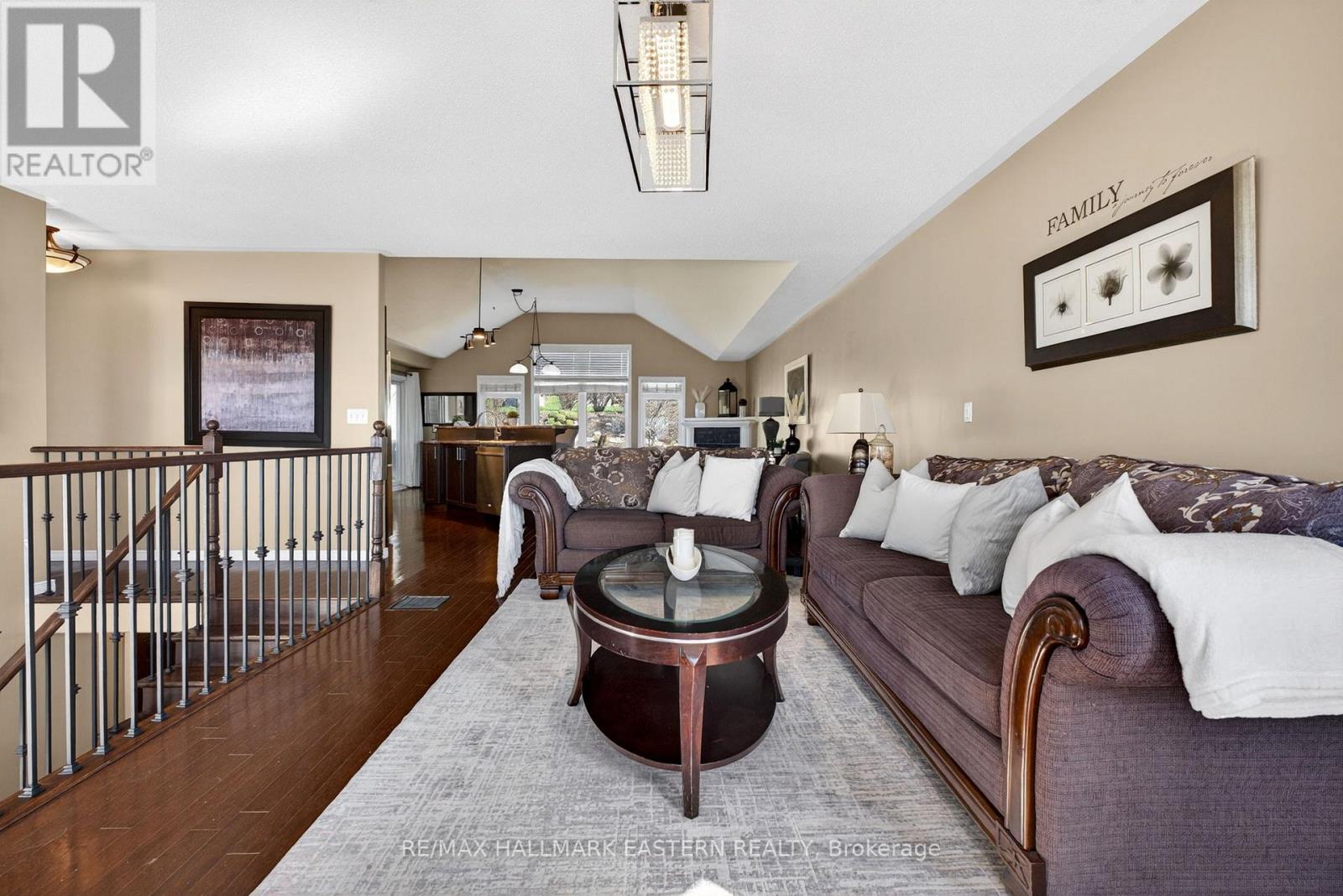 582 Clancy Crescent, Peterborough (Otonabee Ward 1), Ontario  K9K 2S2 - Photo 7 - X13062422