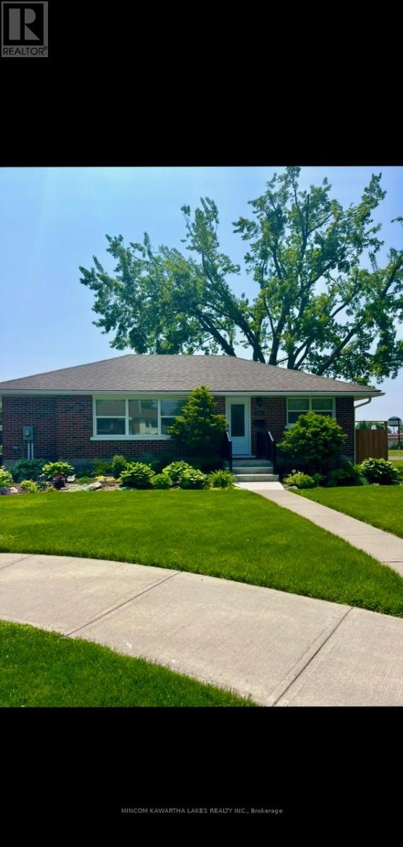 727 BELLAIRE STREET, peterborough (otonabee ward 1), Ontario