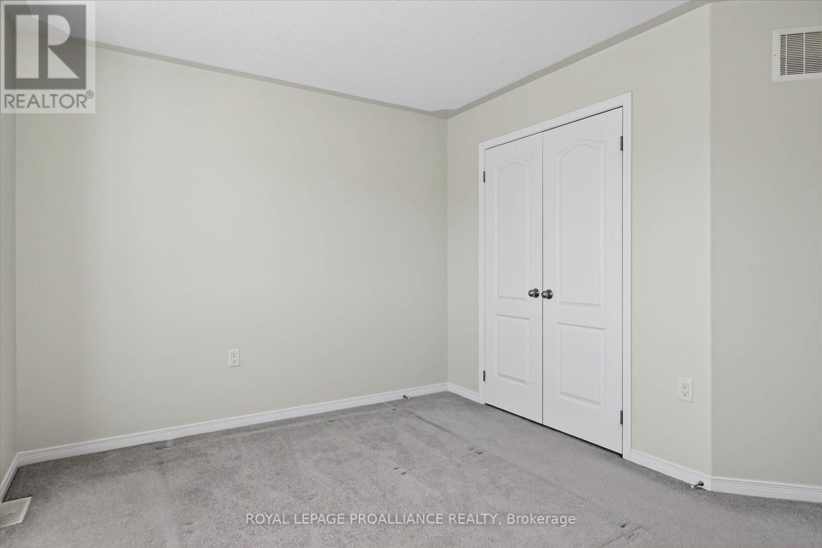 266 Louden Terrace, Peterborough (Monaghan Ward 2), Ontario  K9J 0C3 - Photo 35 - X13064026