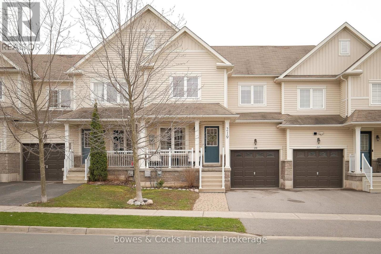 219 LOUDEN TERRACE, peterborough (monaghan ward 2), Ontario