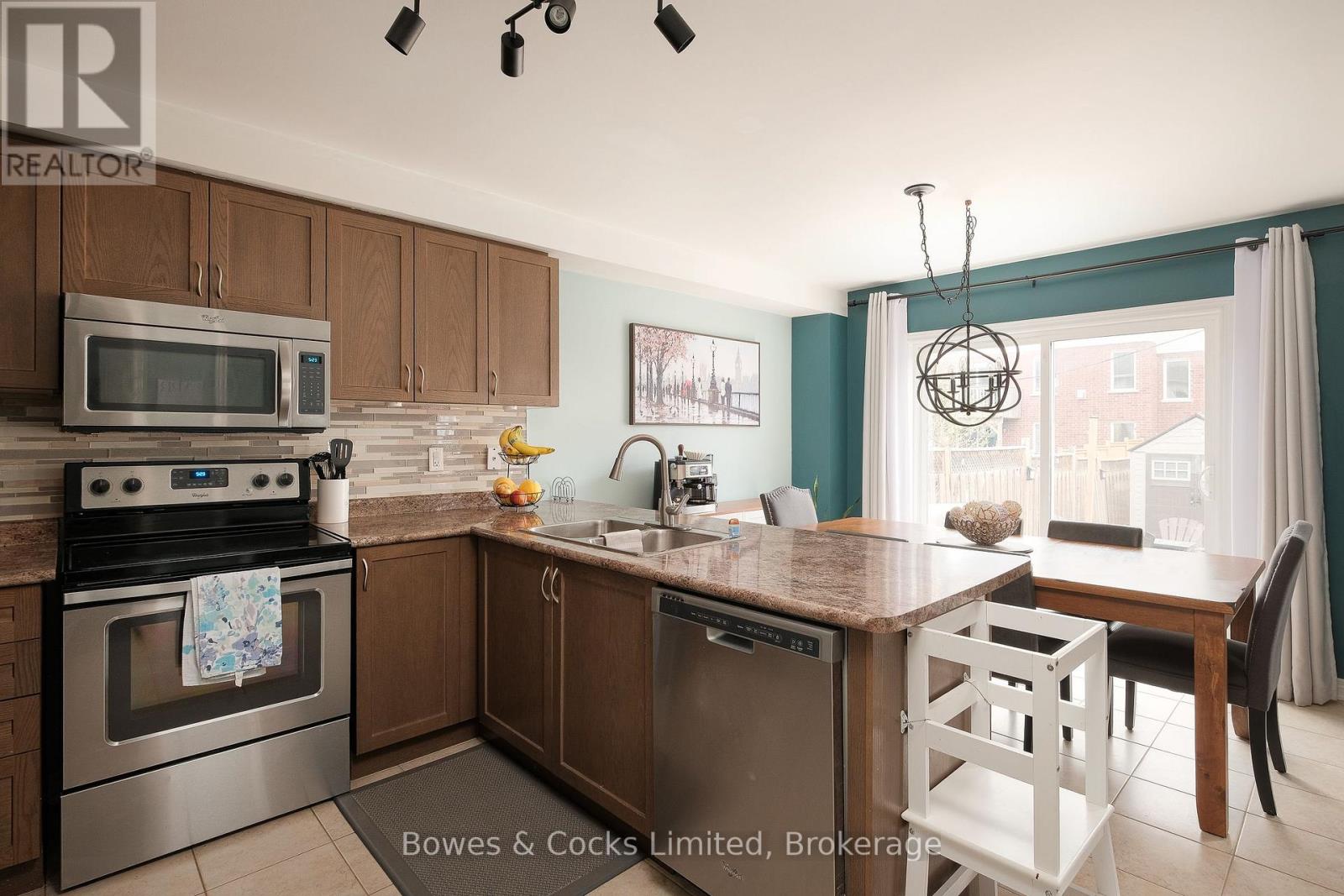 219 Louden Terrace, Peterborough (Monaghan Ward 2), Ontario  K9J 0H2 - Photo 12 - X13064224