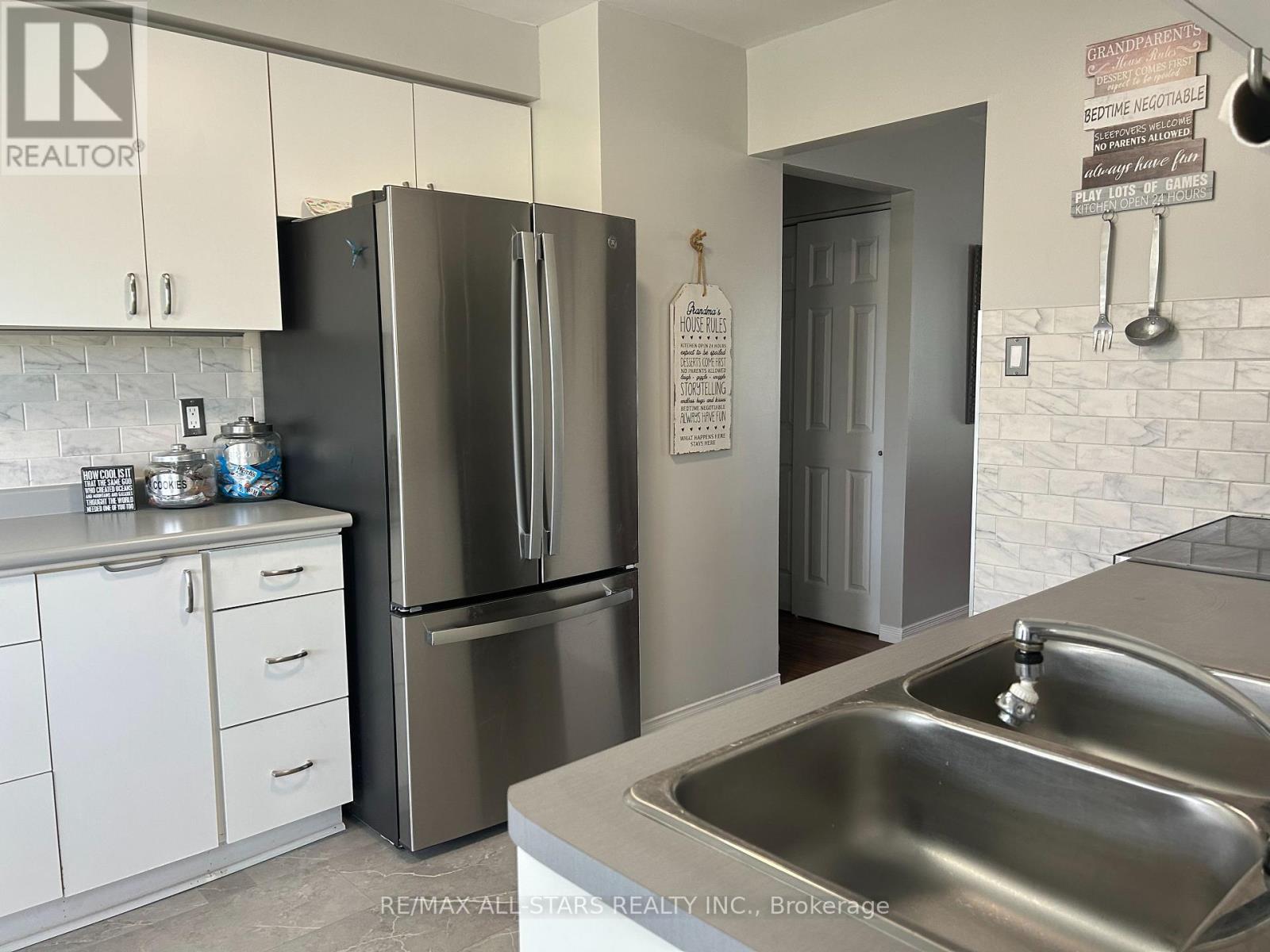 176 Elgin Street, Kawartha Lakes (Lindsay), Ontario  K9V 6B3 - Photo 15 - X13064654