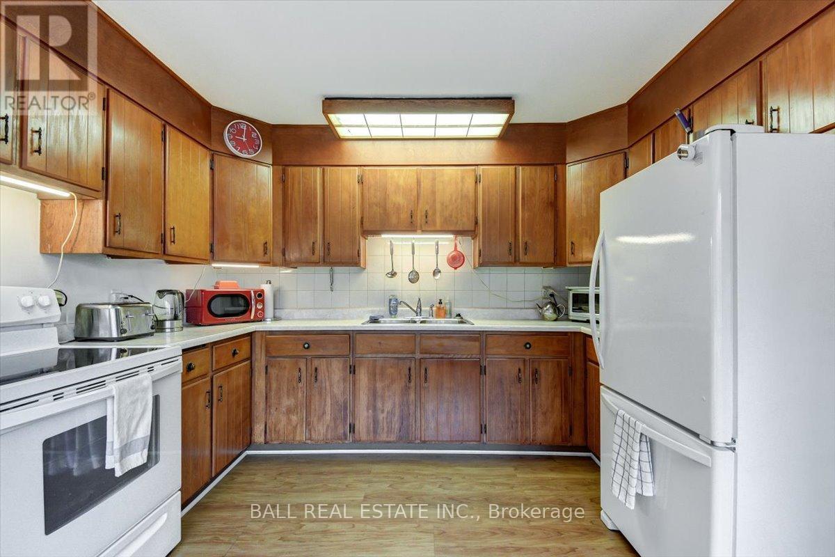 139 Bridge Street W, Bancroft (Bancroft Ward), Ontario  K0L 1C0 - Photo 10 - X13065258