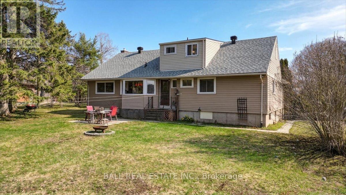 139 Bridge Street W, Bancroft (Bancroft Ward), Ontario  K0L 1C0 - Photo 4 - X13065258