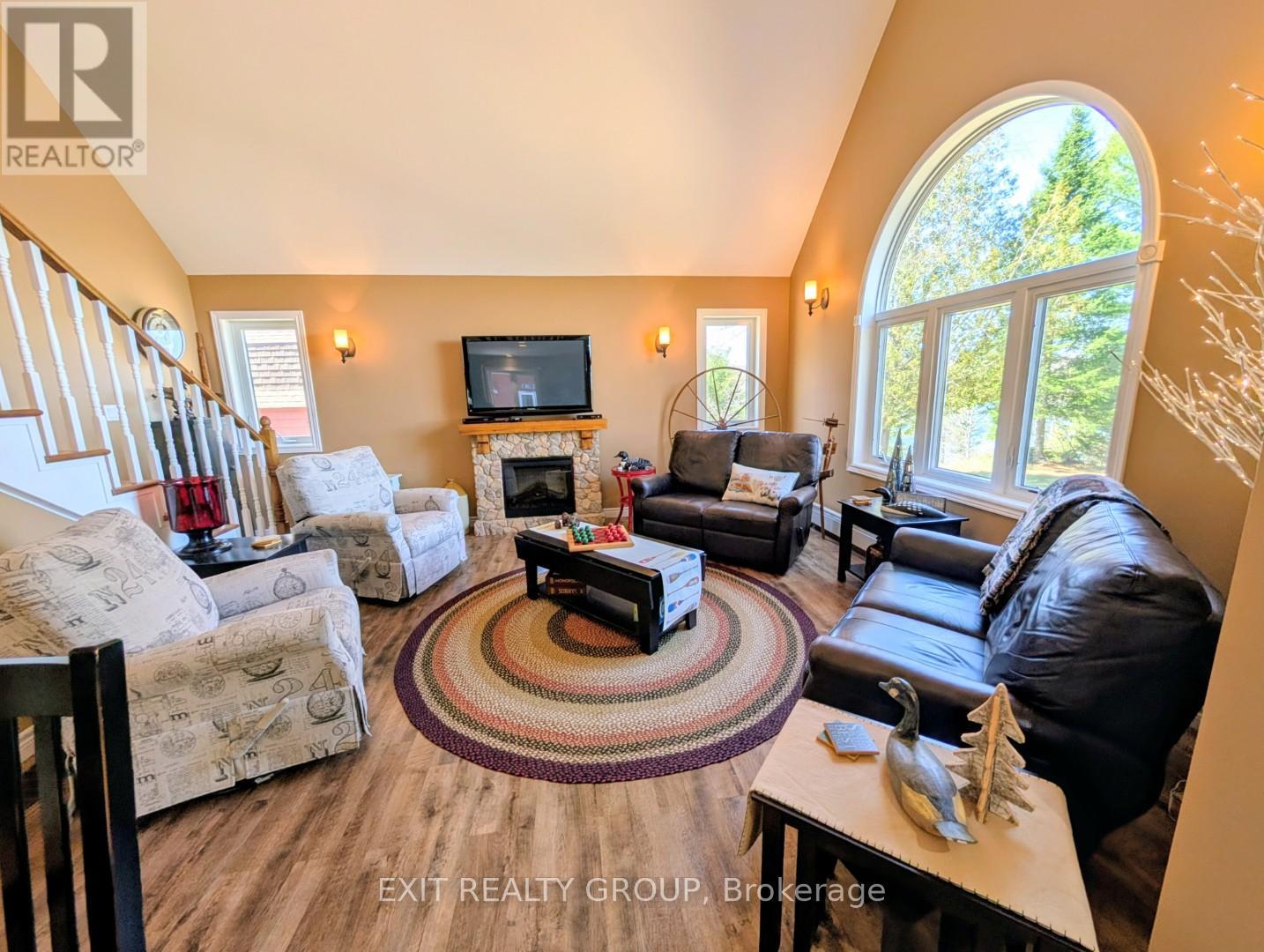 2639 Westlemkoon Lake Road, Tudor And Cashel (Cashel Ward), Ontario  K0L 1W0 - Photo 13 - X13065564