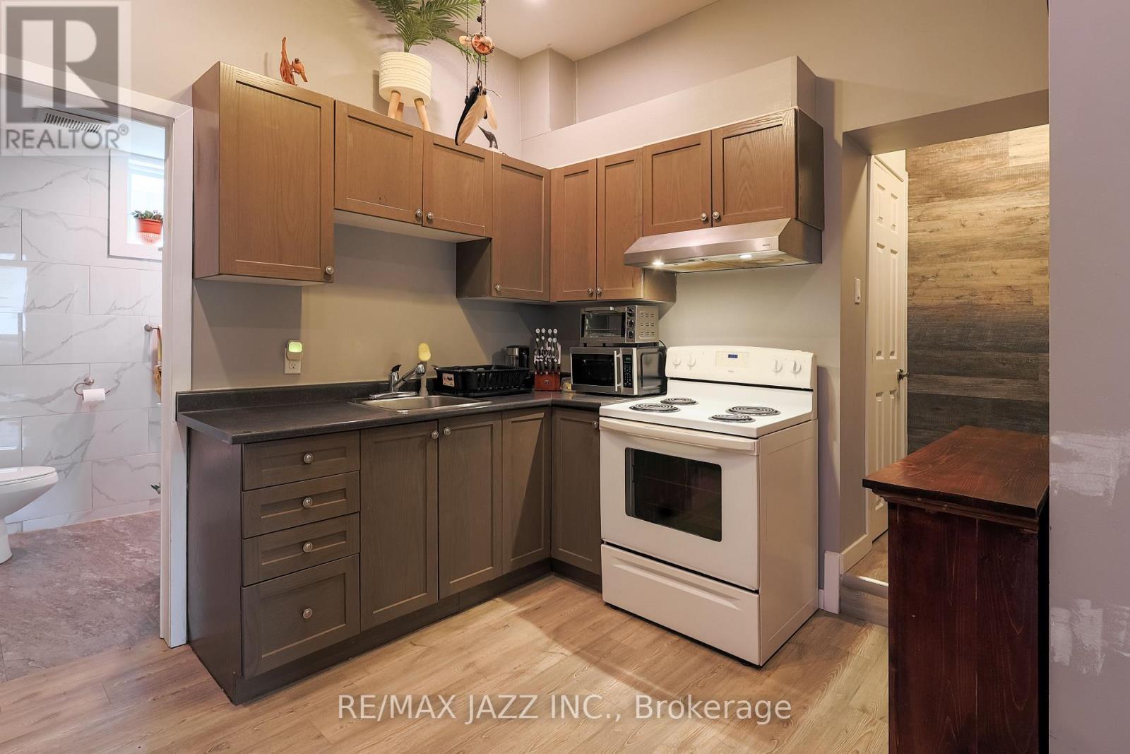 515 Park Street N, Peterborough (Town Ward 3), Ontario  K9H 4R5 - Photo 15 - X13065984