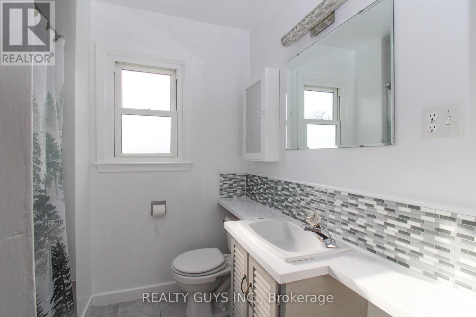 727 Chesterfield Avenue, Peterborough (Northcrest Ward 5), Ontario  K9H 4Y1 - Photo 39 - X13066832