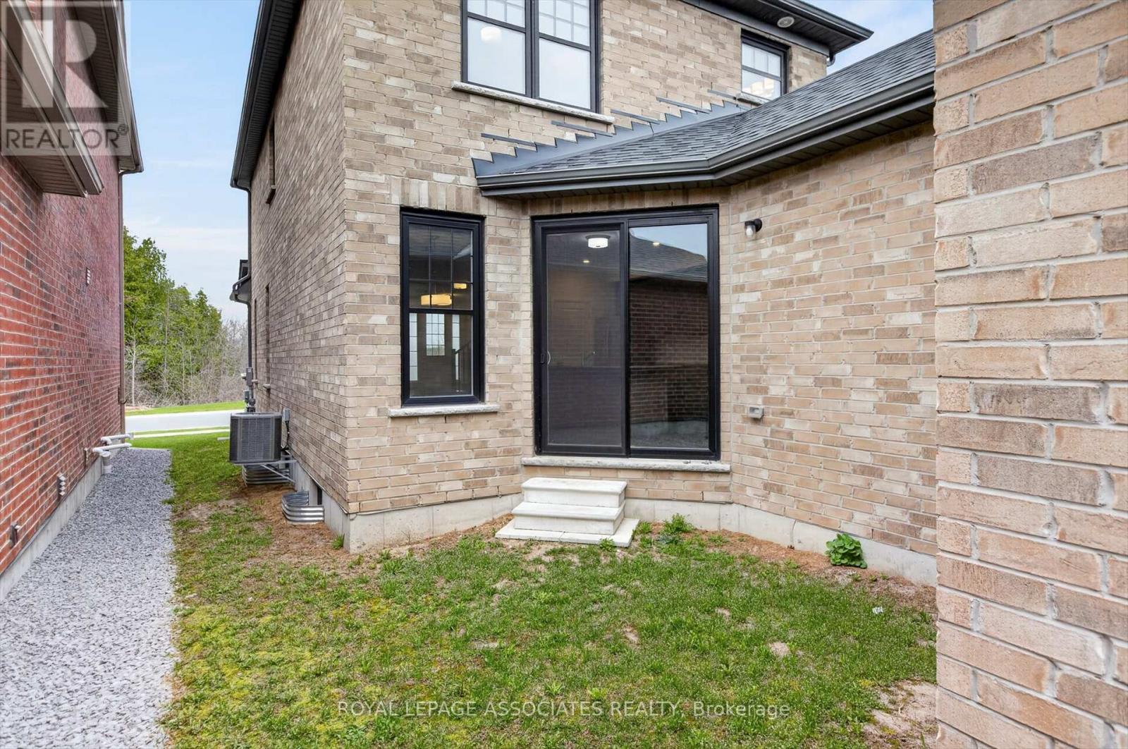 1047 Rippingale Trail, Peterborough (Northcrest Ward 5), Ontario  K9H 0J8 - Photo 23 - X13067324