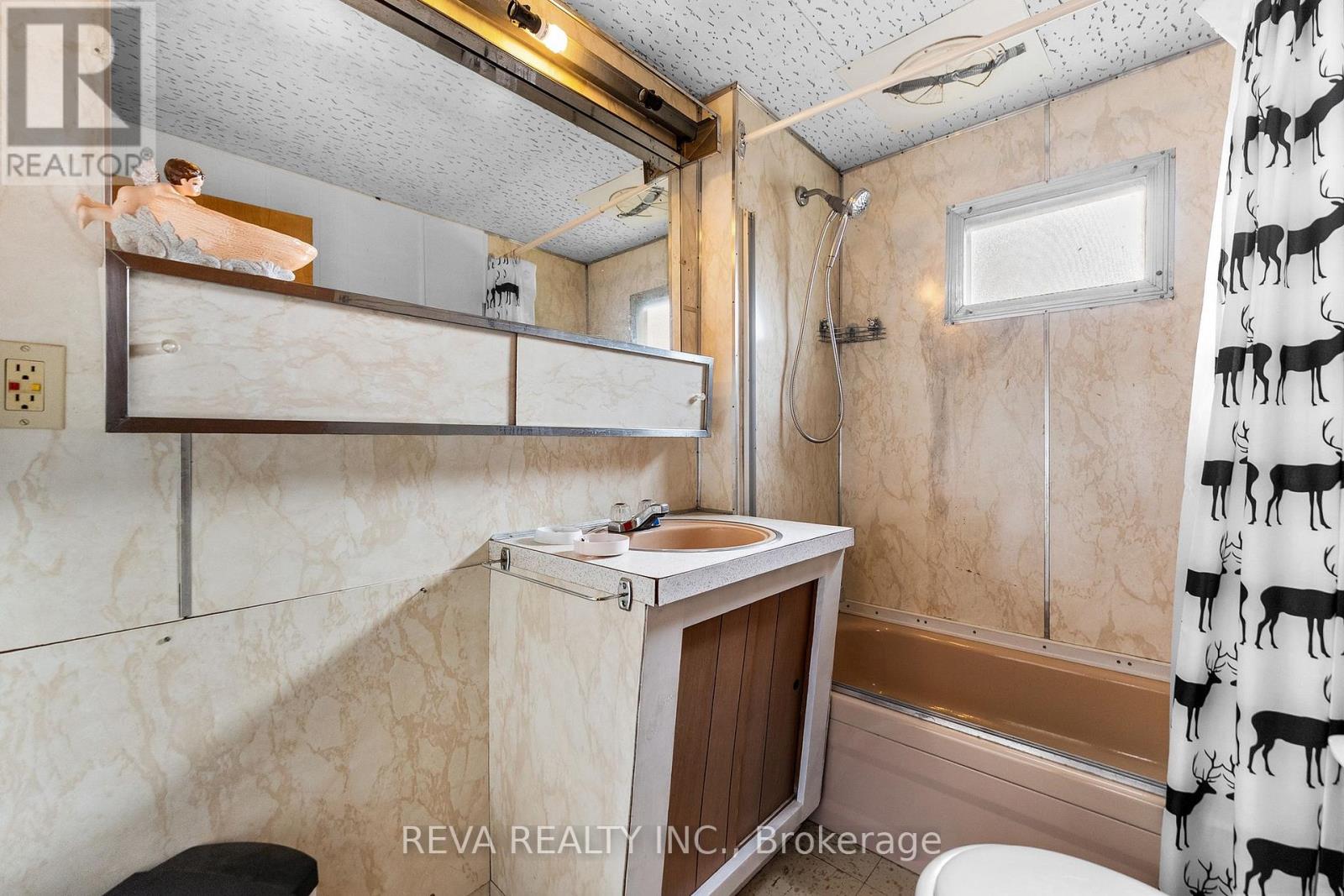 15 Center Road, Hastings Highlands (Mcclure Ward), Ontario  K0L 2K0 - Photo 15 - X13067496