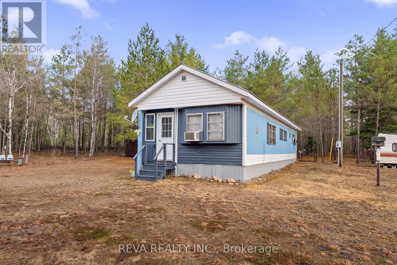 15 Center Road, Hastings Highlands (Mcclure Ward), Ontario  K0L 2K0 - Photo 17 - X13067496