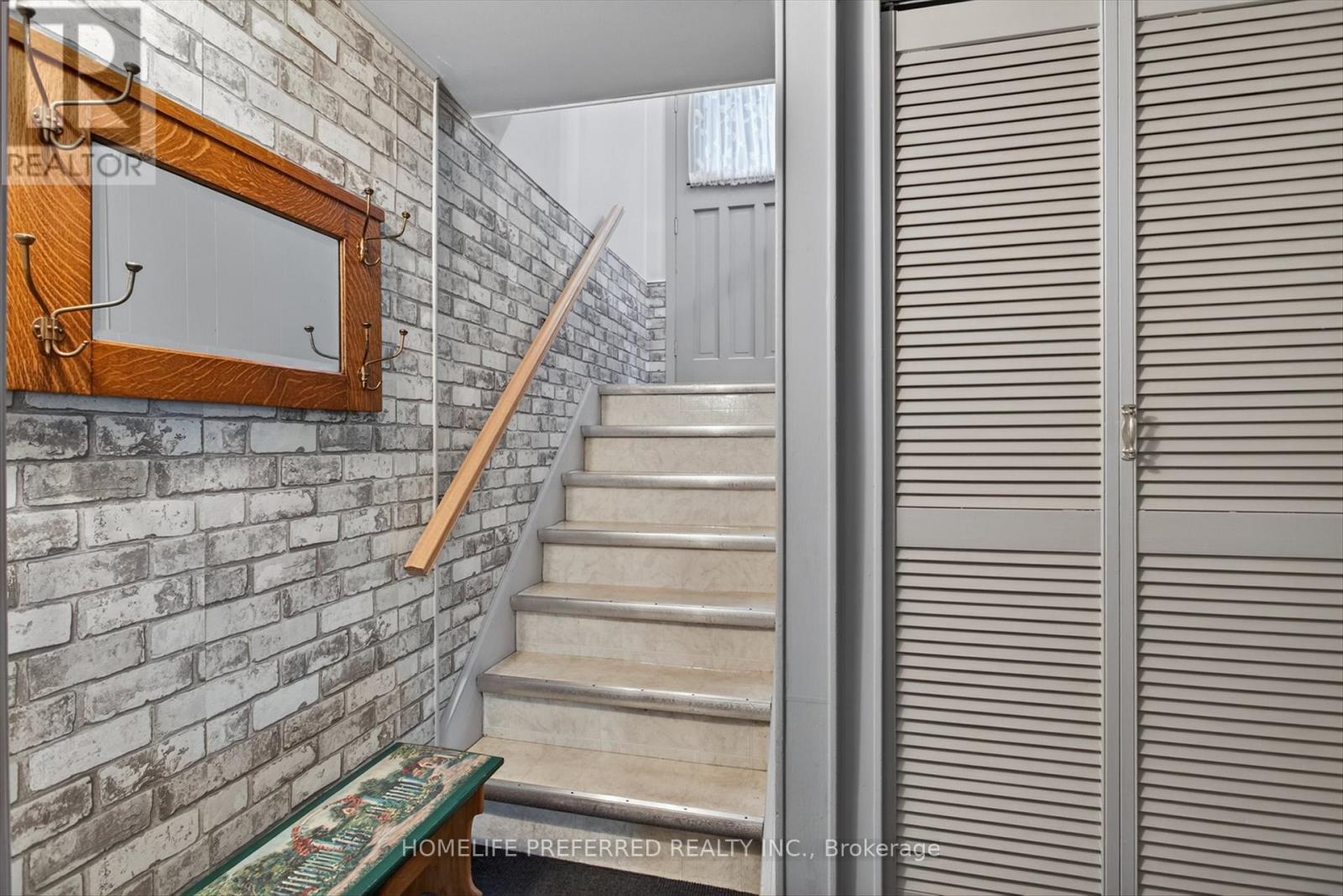 893 Cumberland Avenue, Peterborough (Northcrest Ward 5), Ontario  K9H 7B3 - Photo 28 - X13067528