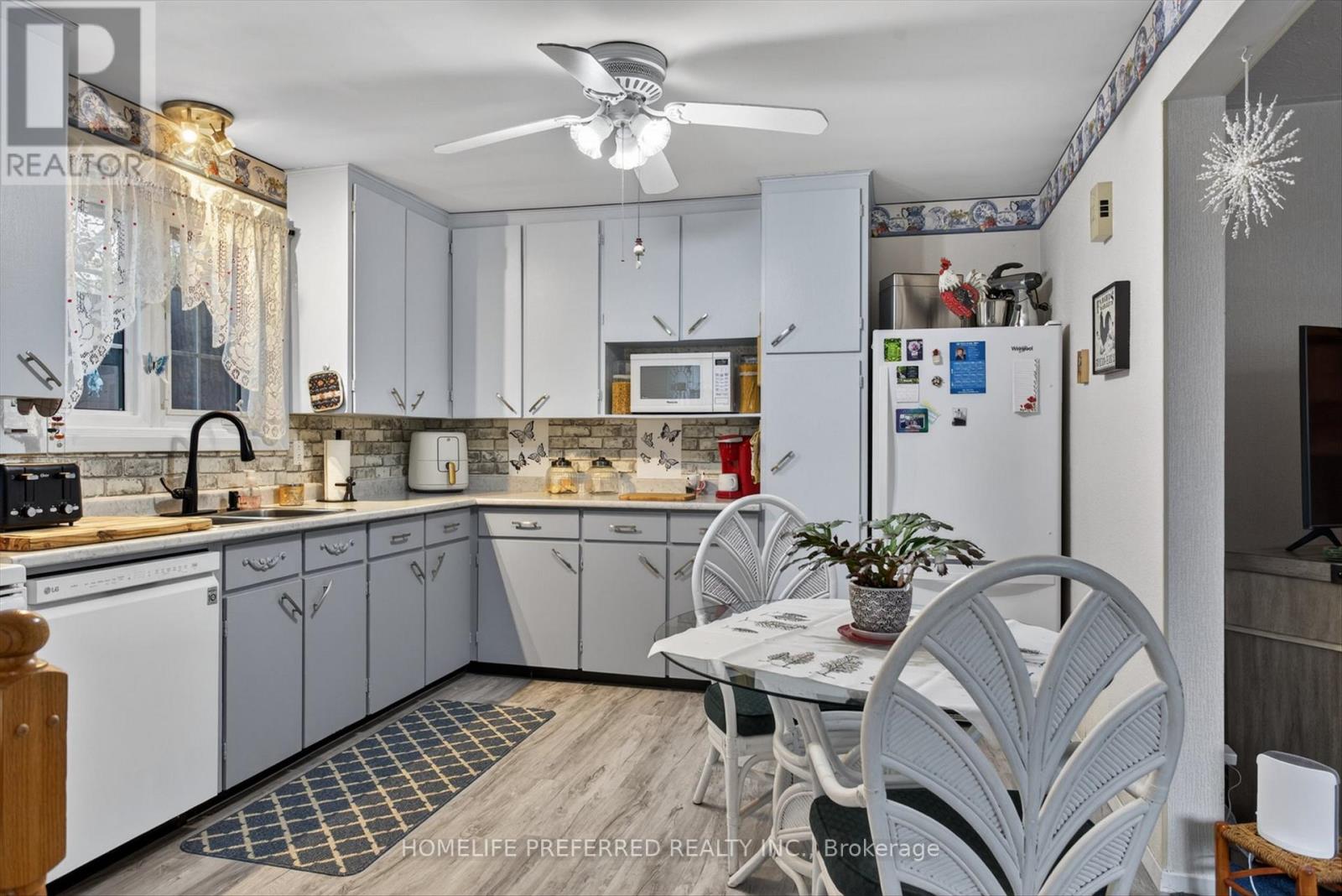 893 Cumberland Avenue, Peterborough (Northcrest Ward 5), Ontario  K9H 7B3 - Photo 6 - X13067528