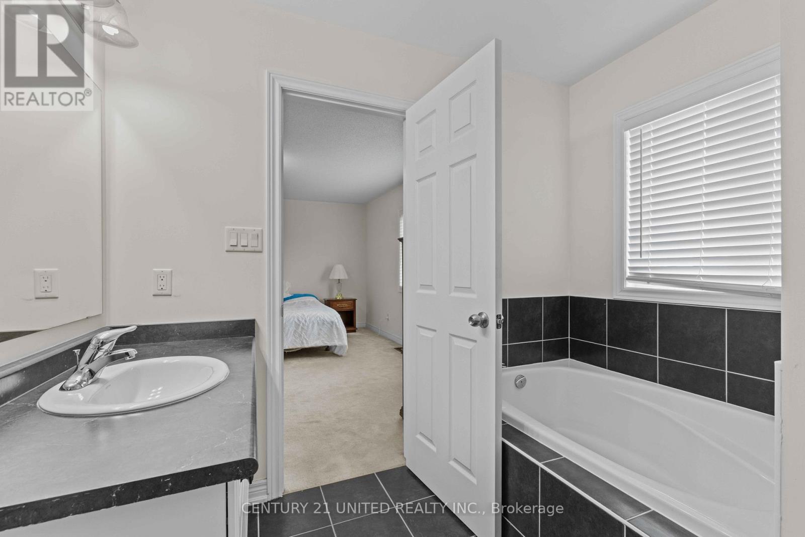 71 Briggs Grove, Peterborough (Monaghan Ward 2), Ontario  K9J 0C4 - Photo 15 - X13067750