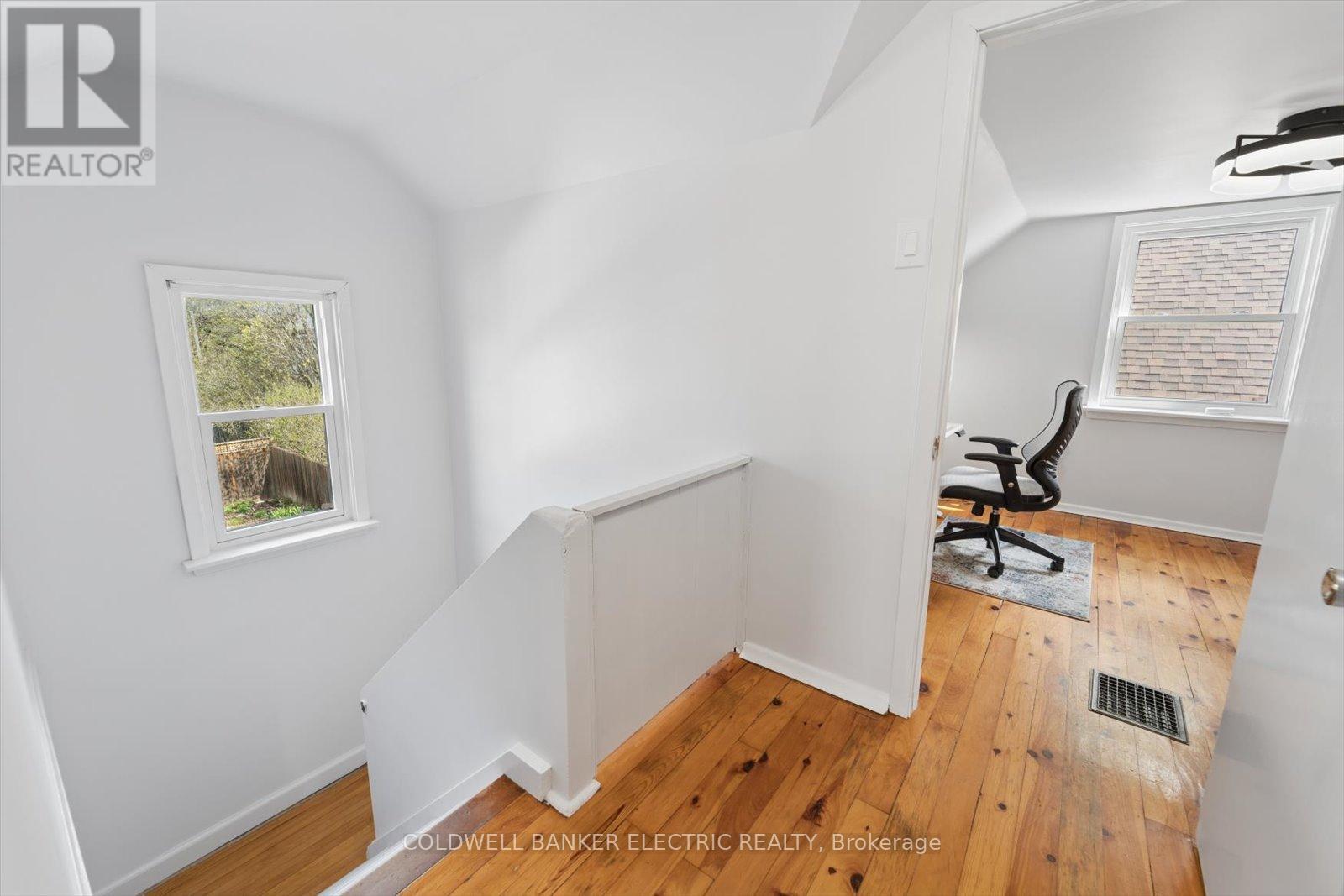 252 Aberdeen Avenue, Peterborough (Northcrest Ward 5), Ontario  K9H 4W9 - Photo 21 - X13067956