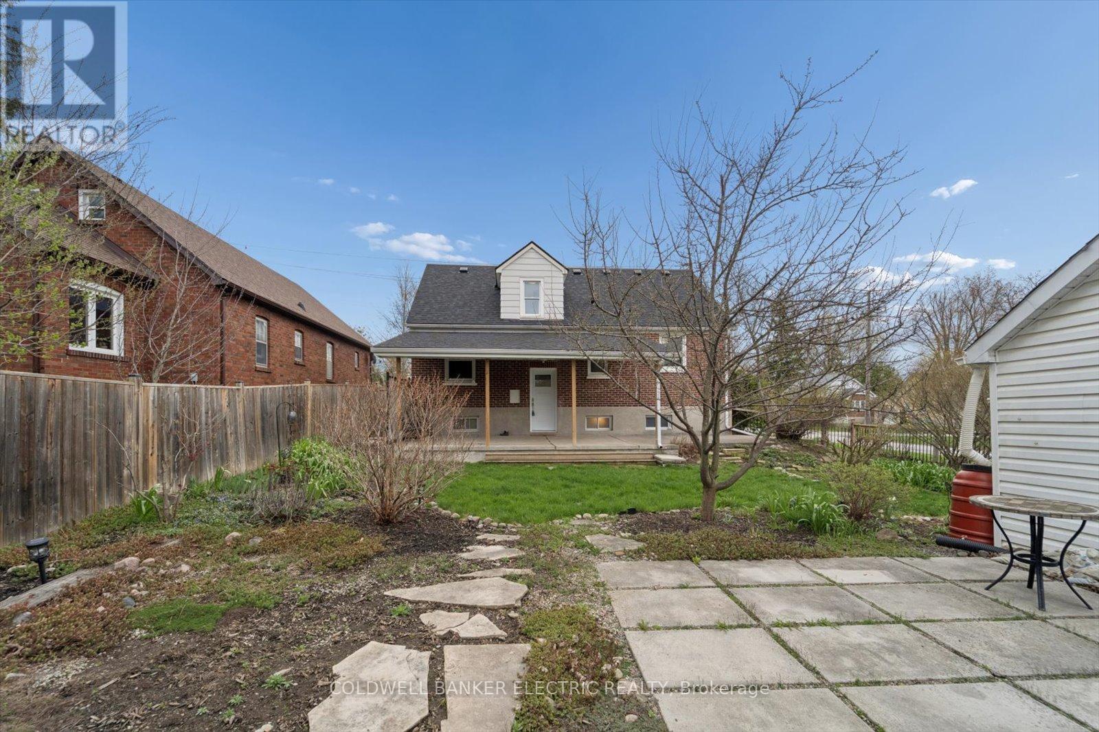 252 Aberdeen Avenue, Peterborough (Northcrest Ward 5), Ontario  K9H 4W9 - Photo 38 - X13067956