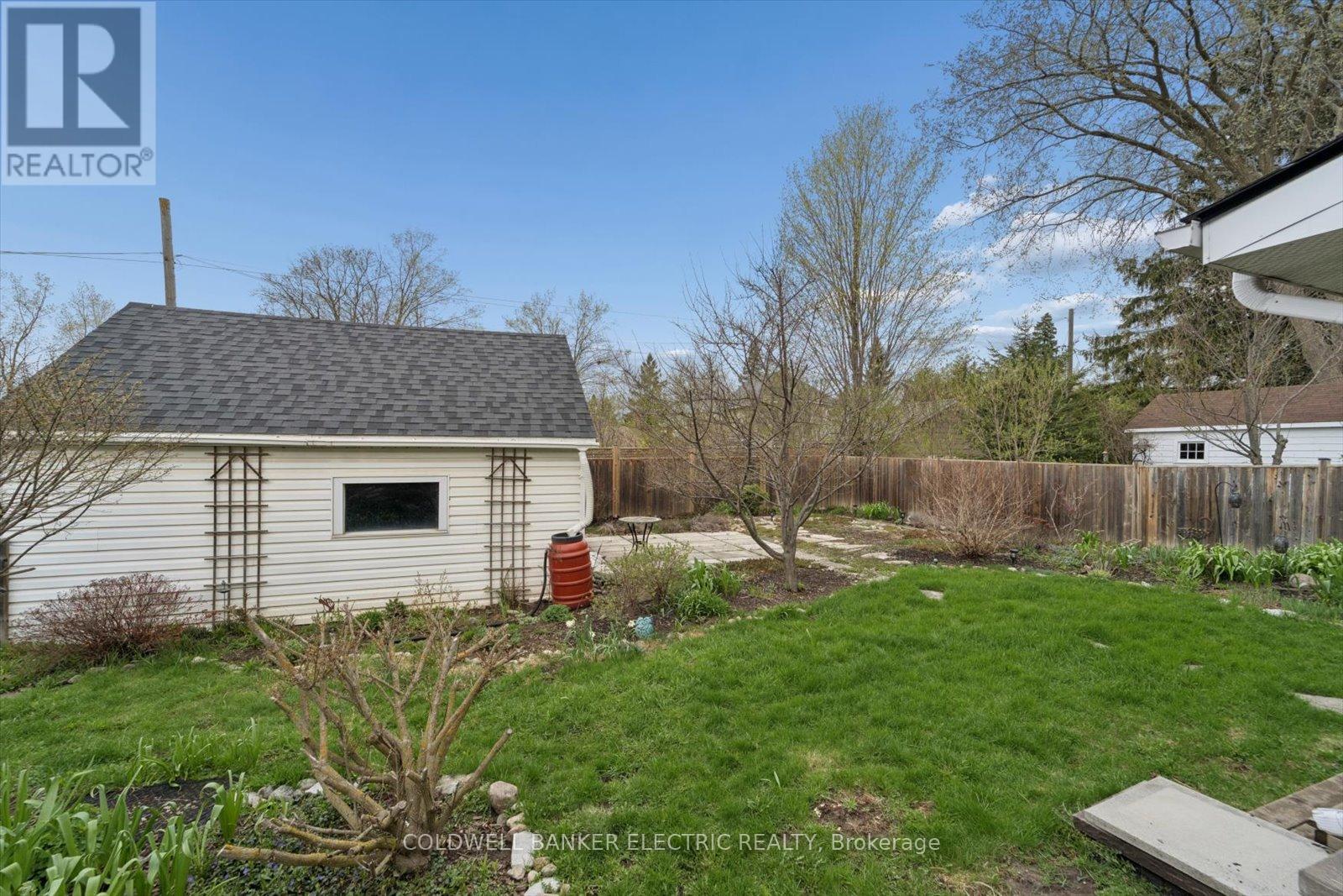 252 Aberdeen Avenue, Peterborough (Northcrest Ward 5), Ontario  K9H 4W9 - Photo 39 - X13067956