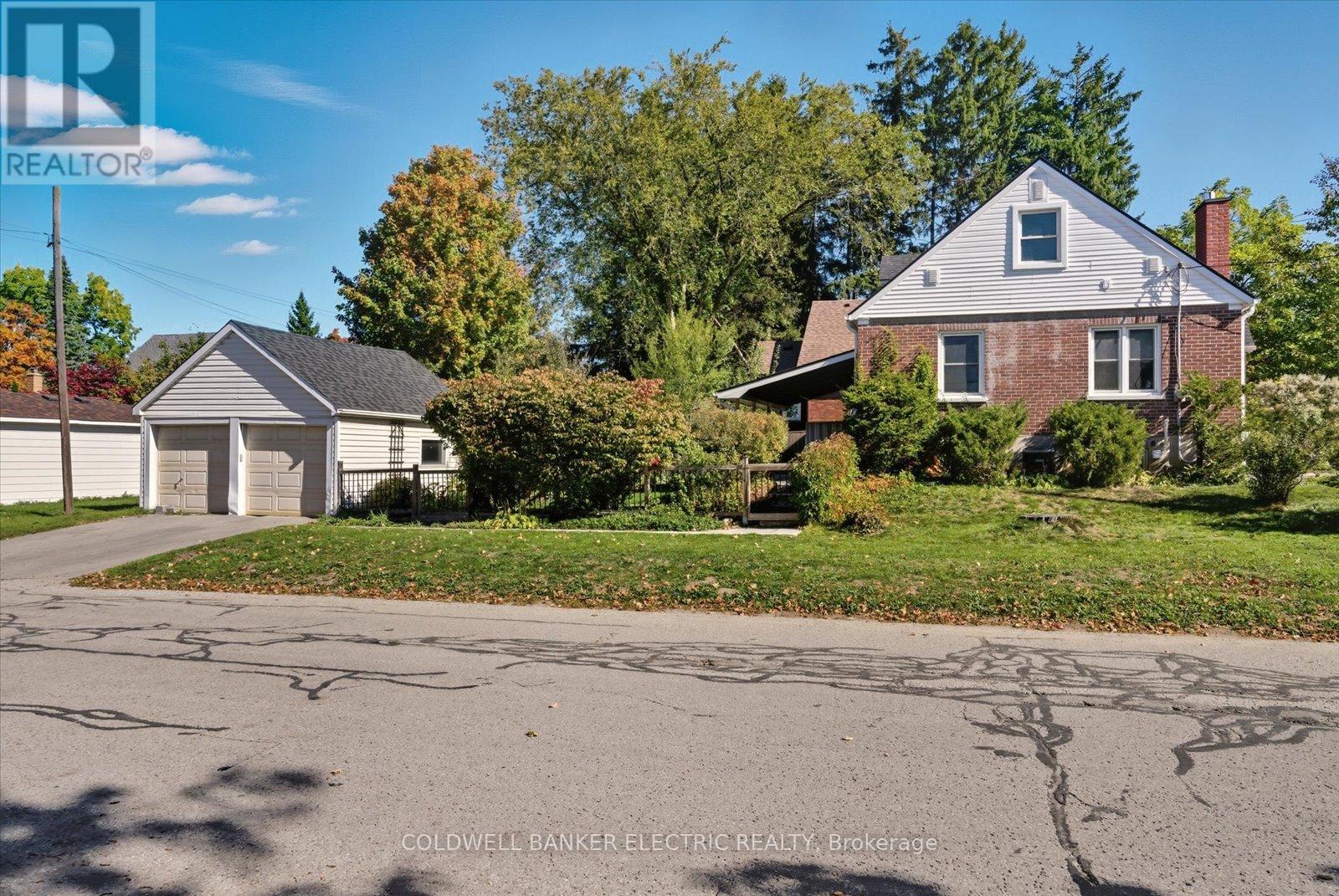 252 Aberdeen Avenue, Peterborough (Northcrest Ward 5), Ontario  K9H 4W9 - Photo 41 - X13067956