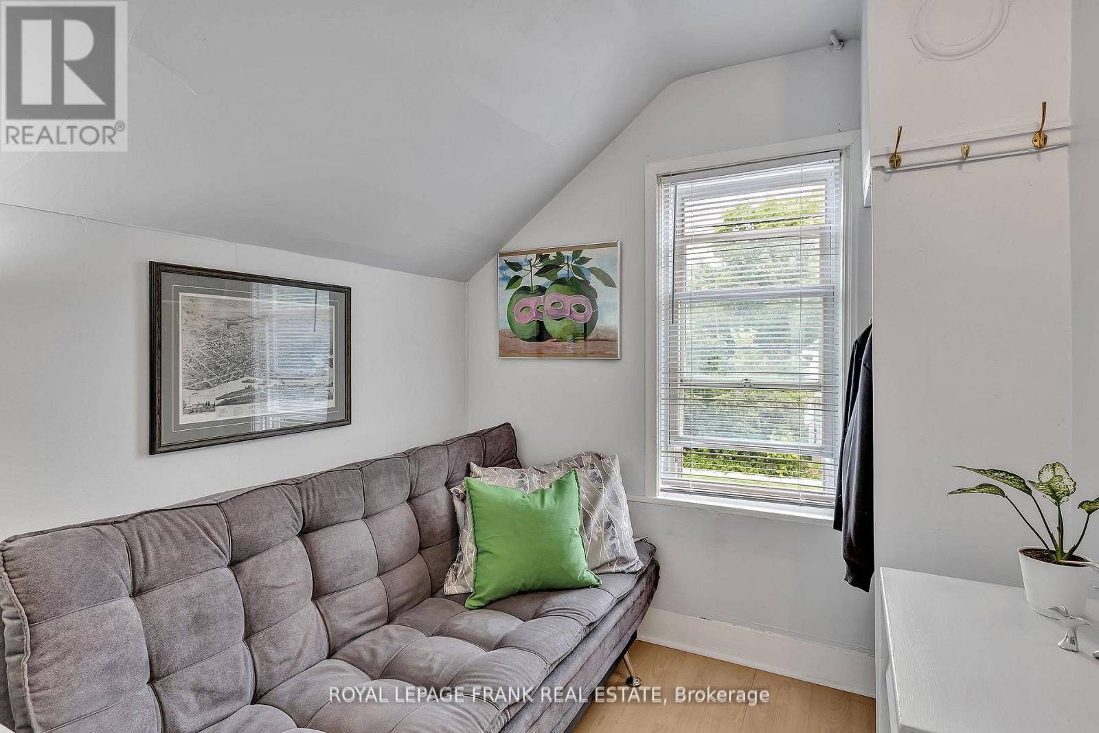 715 Chamberlain Street, Peterborough (Otonabee Ward 1), Ontario  K9J 4M2 - Photo 22 - X13068192