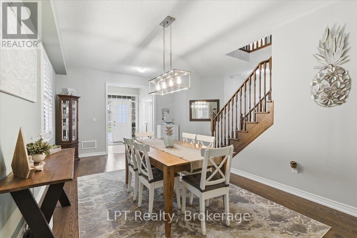 56 Pedwell Street, Clarington (Newcastle), Ontario  L1B 1G4 - Photo 12 - E13069868