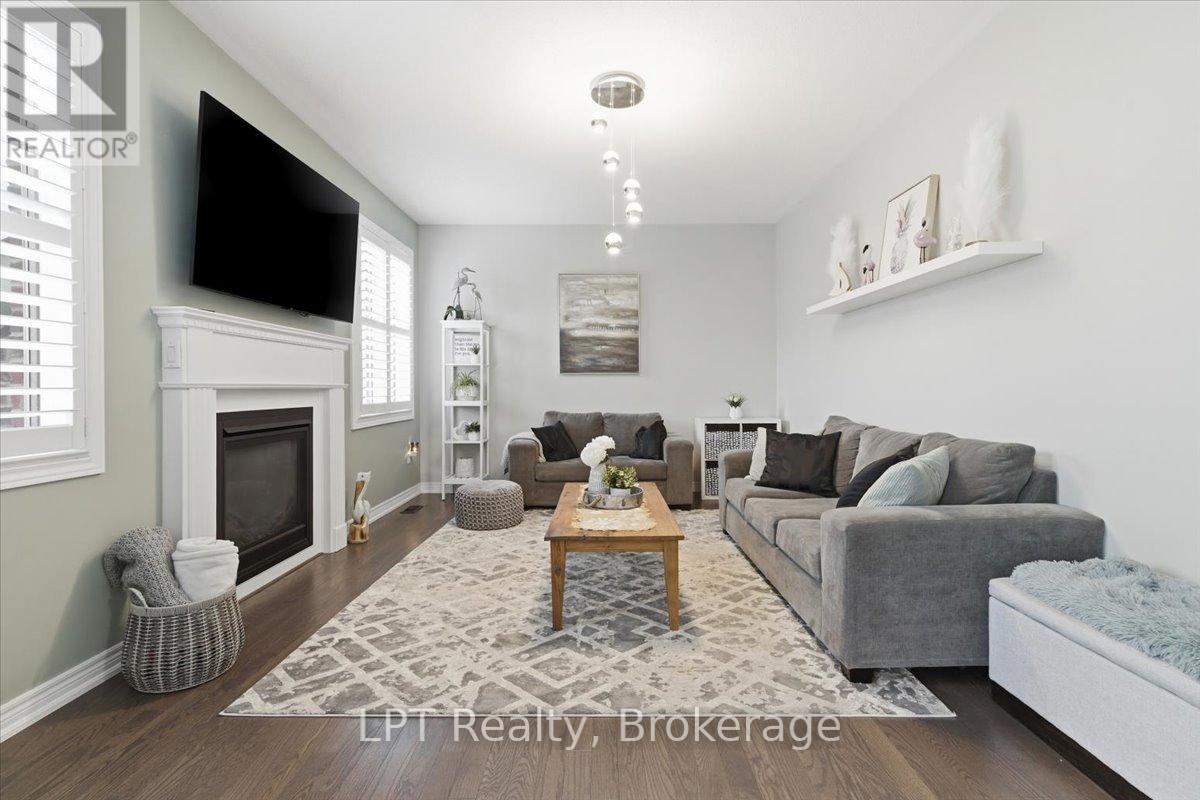 56 Pedwell Street, Clarington (Newcastle), Ontario  L1B 1G4 - Photo 13 - E13069868