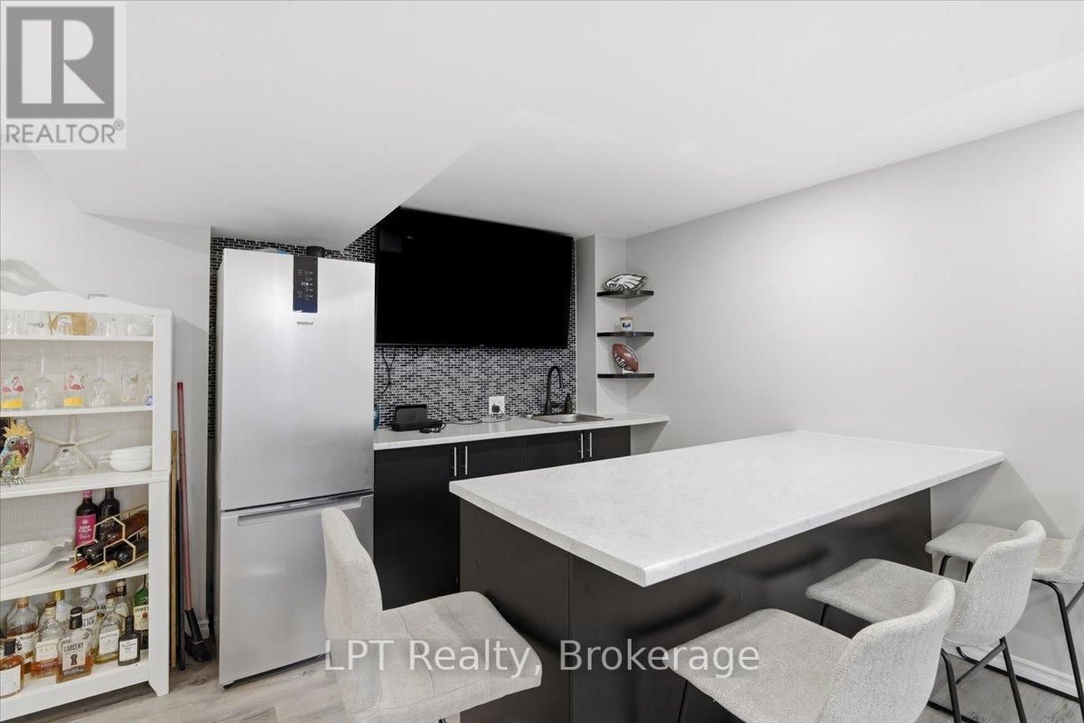 56 Pedwell Street, Clarington (Newcastle), Ontario  L1B 1G4 - Photo 41 - E13069868