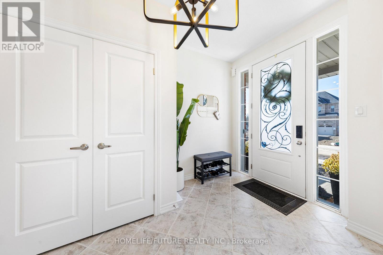91 Hennessey Crescent, Kawartha Lakes (Lindsay), Ontario  K9V 0P4 - Photo 6 - X13069690