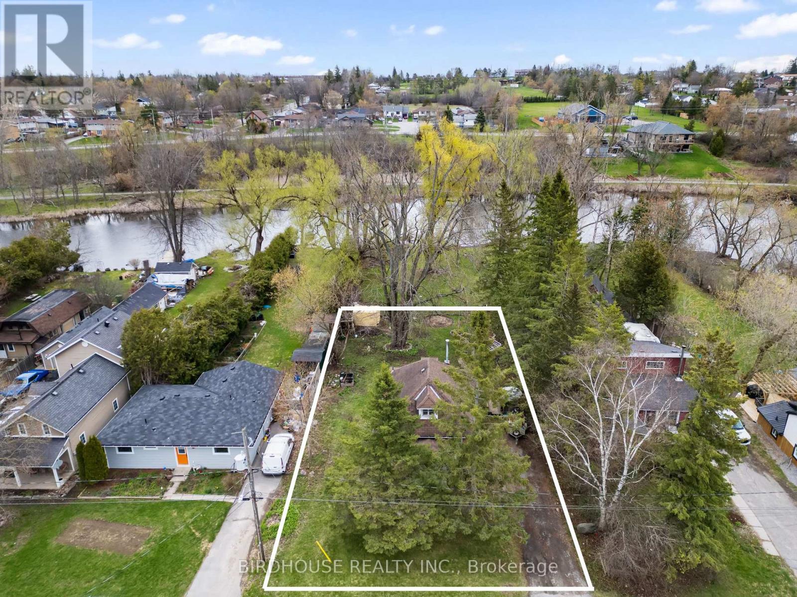 18 Water Street, Kawartha Lakes (Lindsay), Ontario  K9V 2C8 - Photo 5 - X13071104