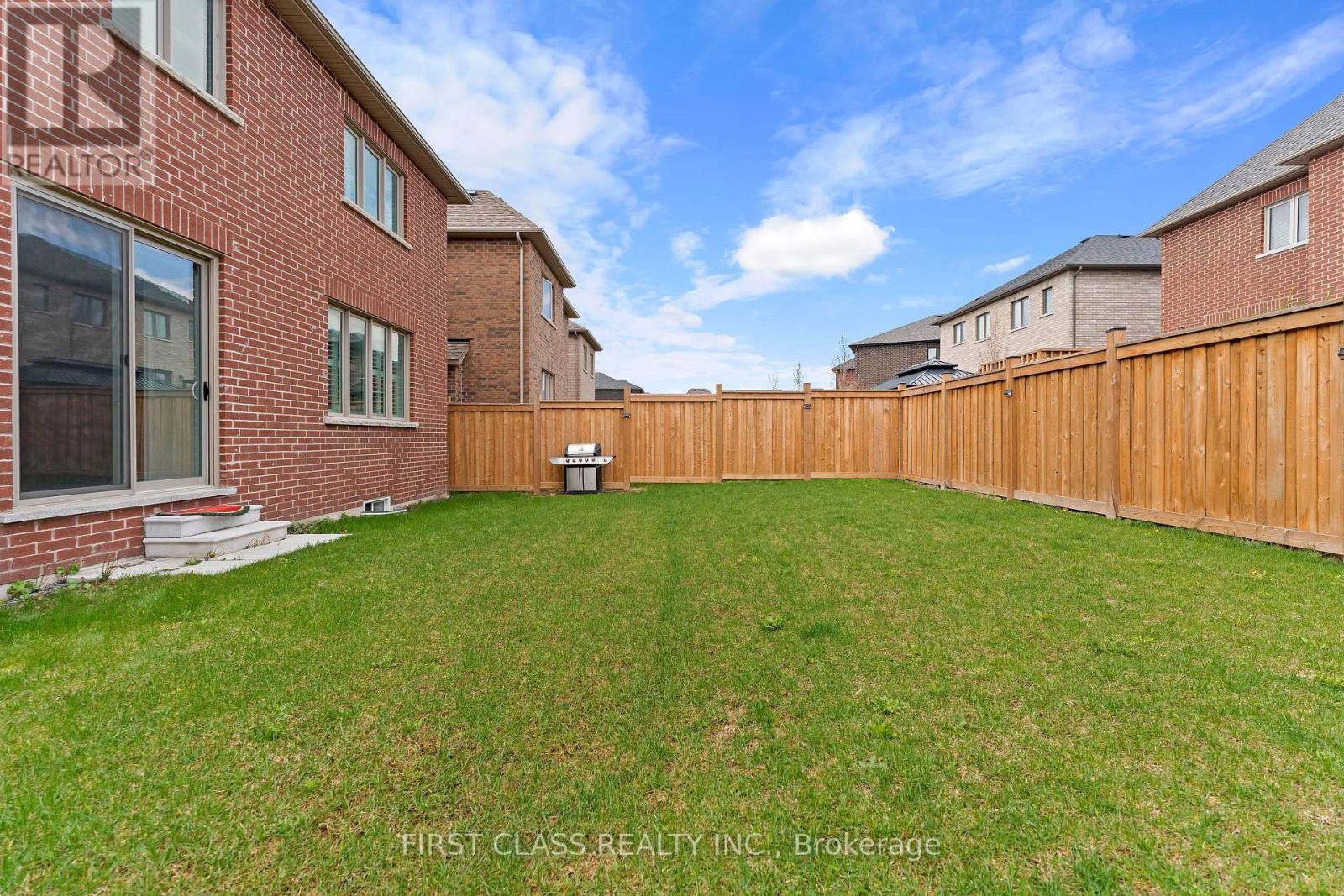 92 Grady Drive, Clarington (Newcastle), Ontario  L1B 1G9 - Photo 42 - E13071520