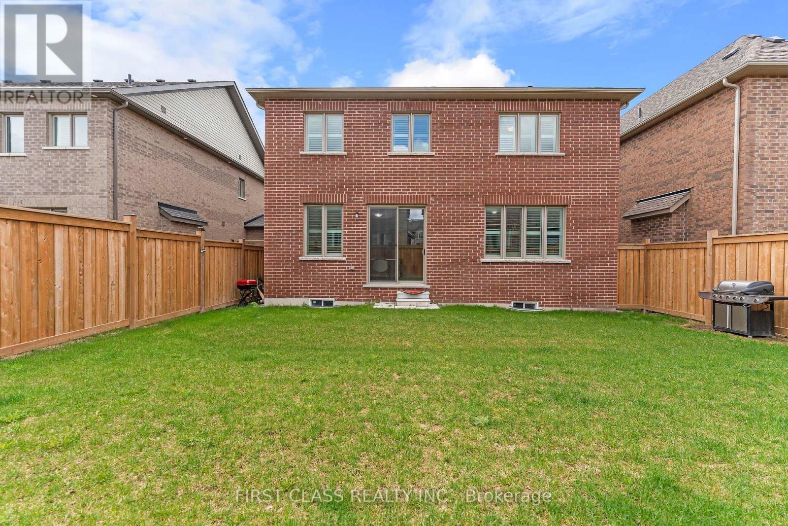 92 Grady Drive, Clarington (Newcastle), Ontario  L1B 1G9 - Photo 43 - E13071520