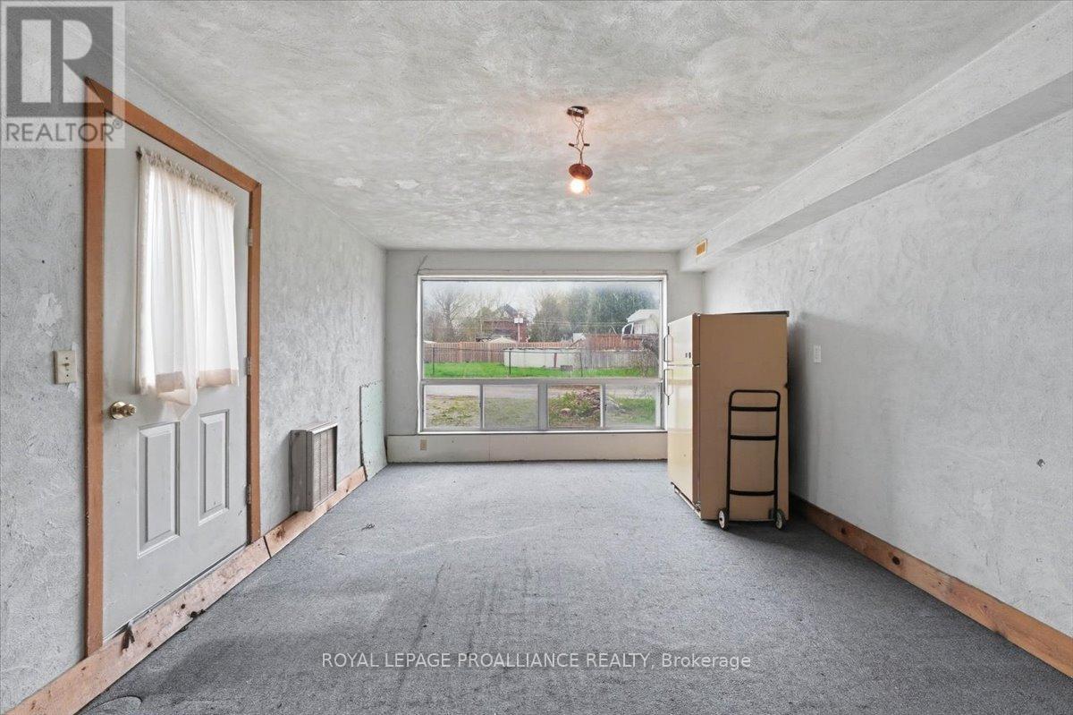 221 Albert Lane, Trent Hills (Campbellford), Ontario  K0L 1L0 - Photo 24 - X13071884