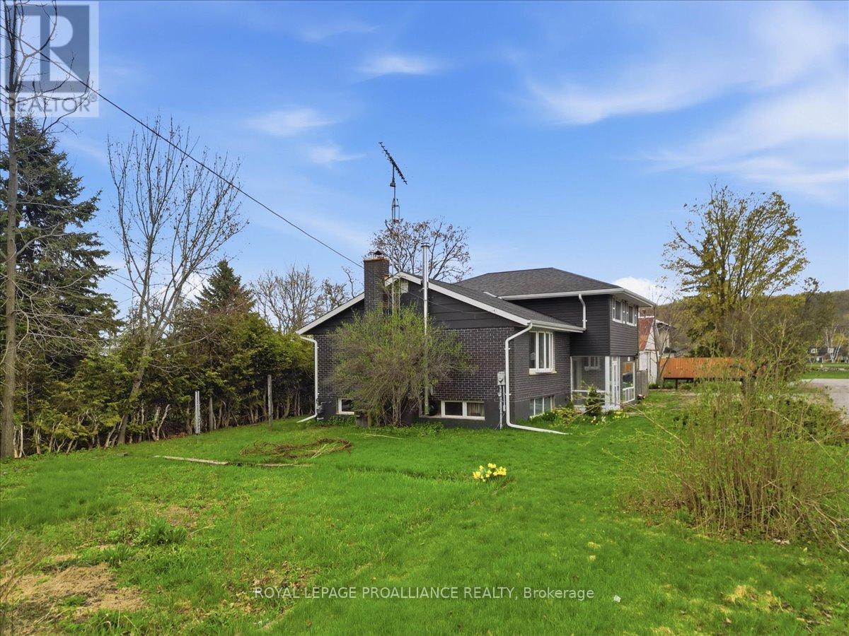 221 Albert Lane, Trent Hills (Campbellford), Ontario  K0L 1L0 - Photo 30 - X13071884