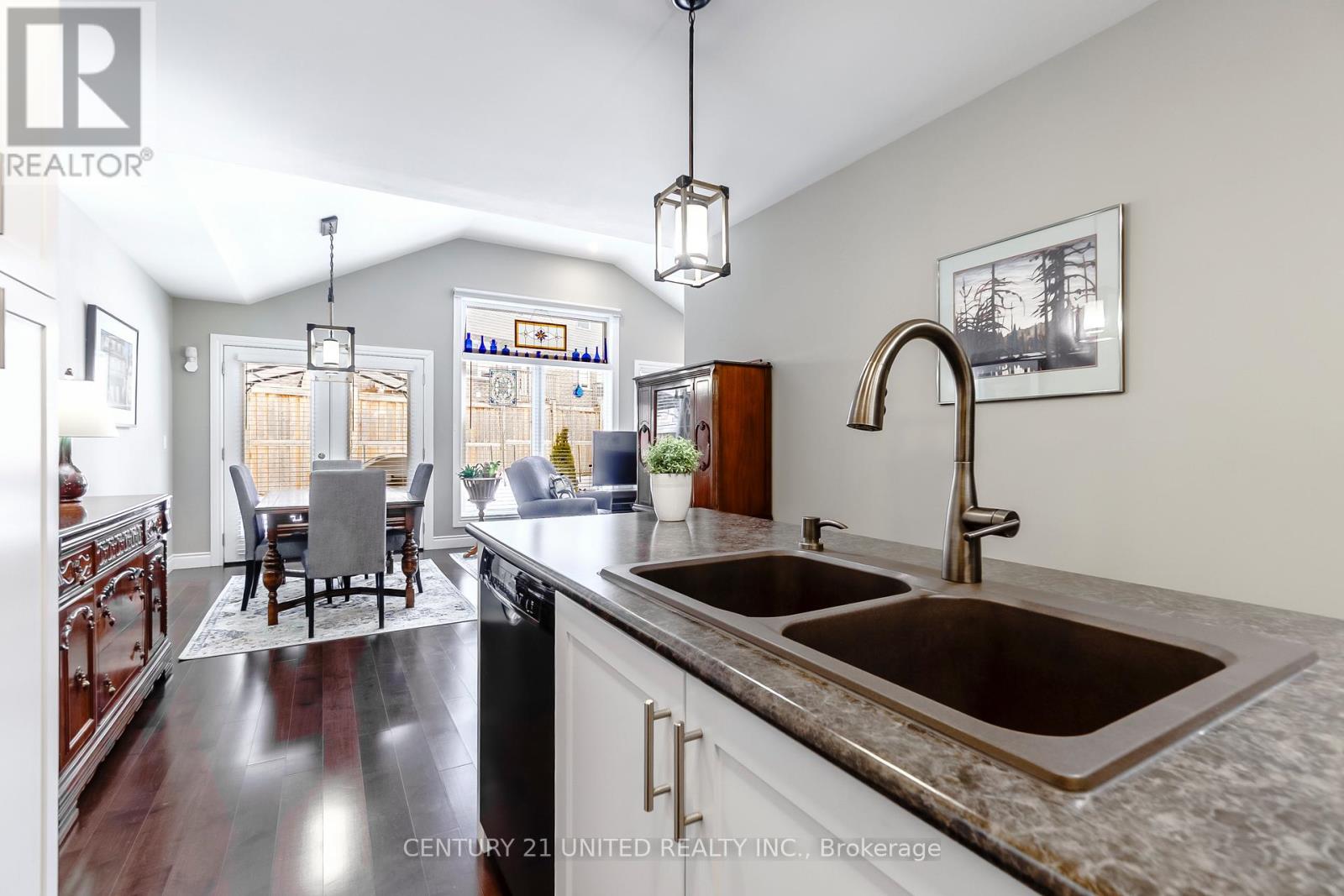 14 Summer Lane, Peterborough (Northcrest Ward 5), Ontario  K9L 0G4 - Photo 10 - X13072124