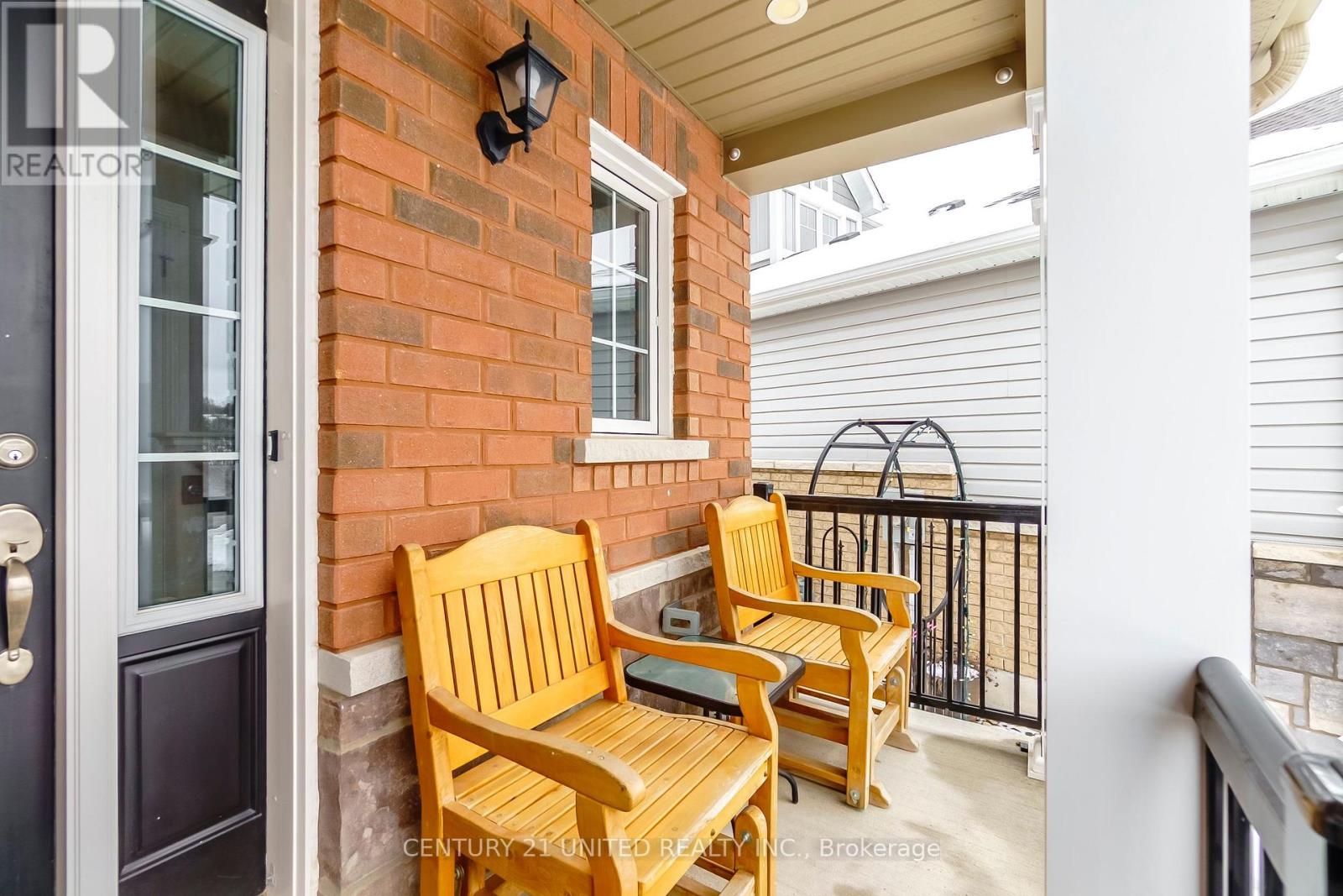 14 Summer Lane, Peterborough (Northcrest Ward 5), Ontario  K9L 0G4 - Photo 3 - X13072124