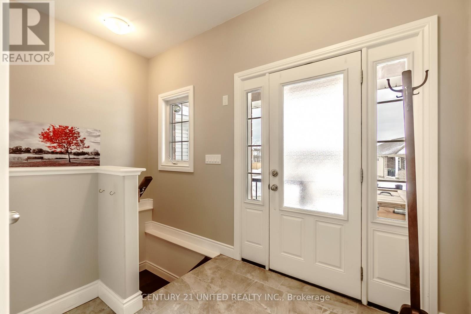 14 Summer Lane, Peterborough (Northcrest Ward 5), Ontario  K9L 0G4 - Photo 4 - X13072124