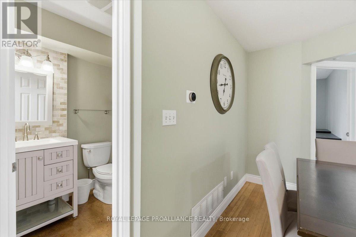 1342 Eagle Crescent, Peterborough (Monaghan Ward 2), Ontario  K9K 2K7 - Photo 10 - X13072400