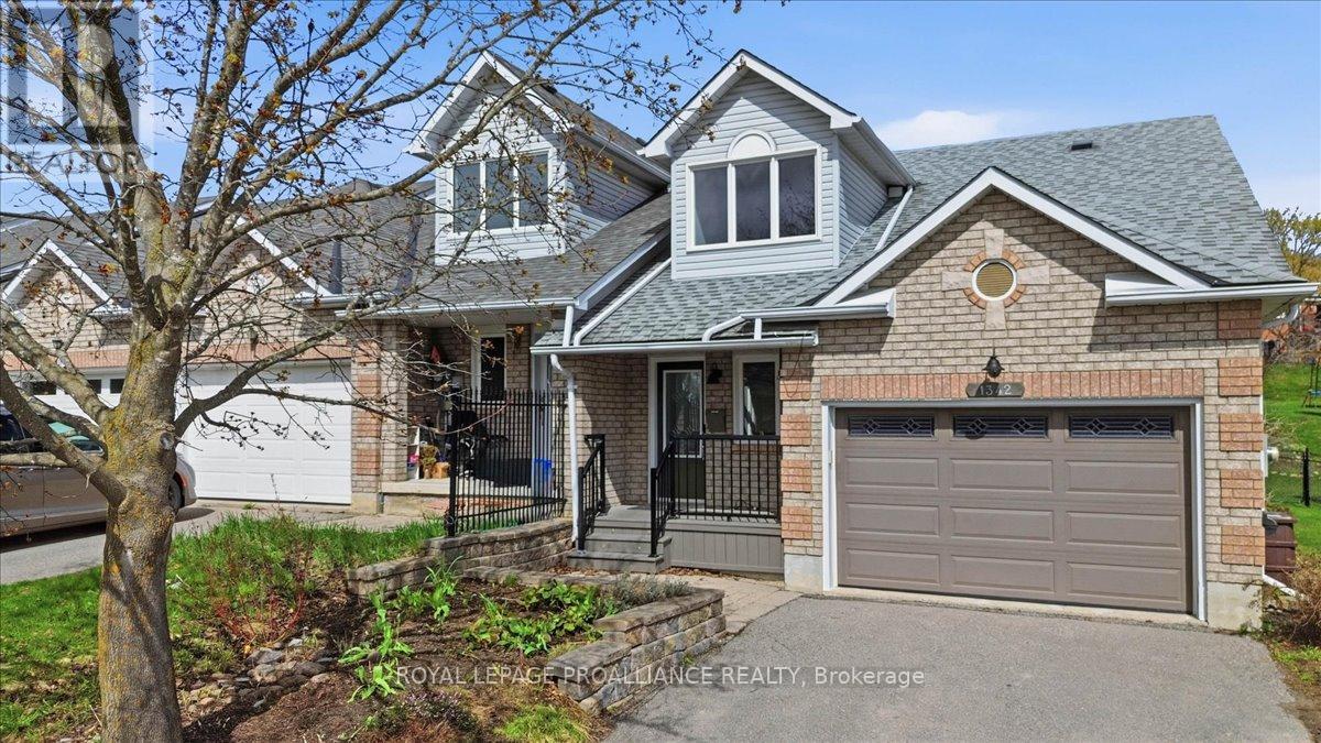 1342 Eagle Crescent, Peterborough (Monaghan Ward 2), Ontario  K9K 2K7 - Photo 3 - X13072400