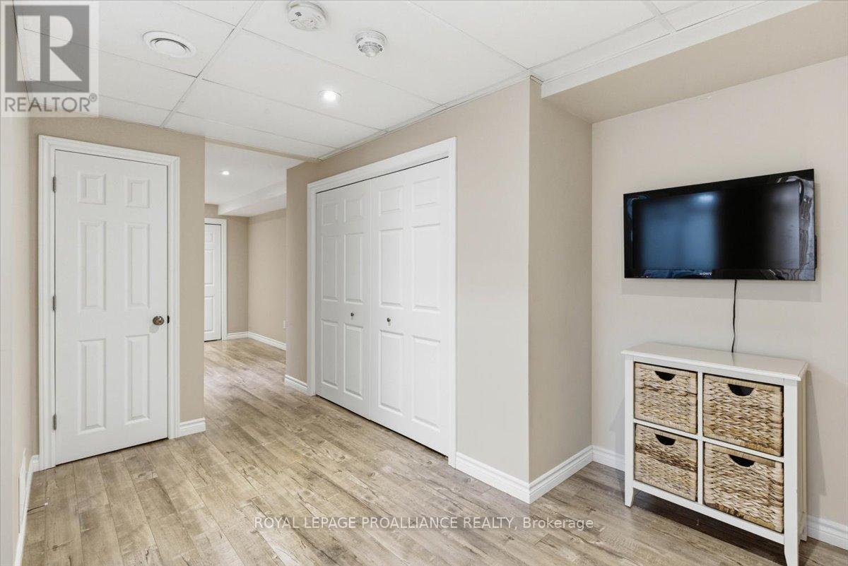 1342 Eagle Crescent, Peterborough (Monaghan Ward 2), Ontario  K9K 2K7 - Photo 34 - X13072400