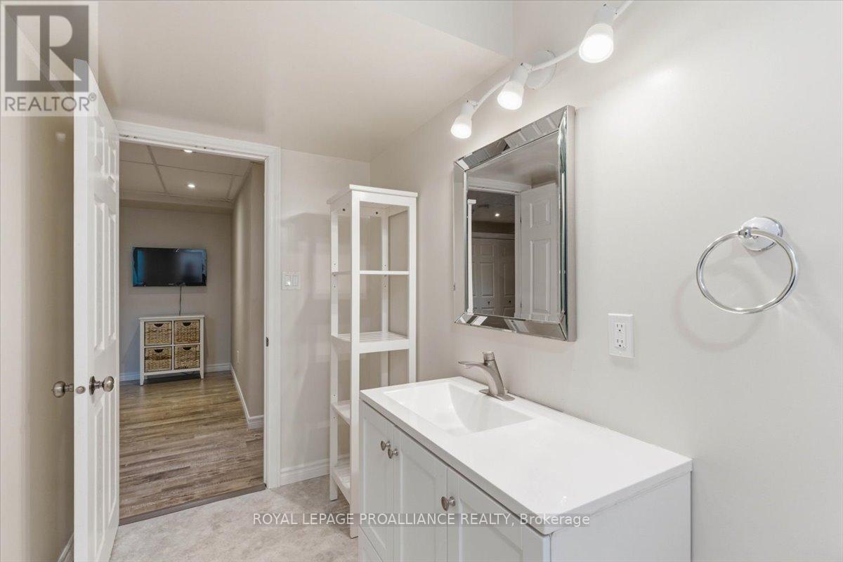 1342 Eagle Crescent, Peterborough (Monaghan Ward 2), Ontario  K9K 2K7 - Photo 36 - X13072400