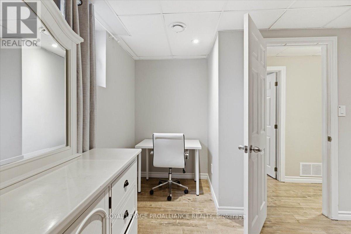 1342 Eagle Crescent, Peterborough (Monaghan Ward 2), Ontario  K9K 2K7 - Photo 38 - X13072400