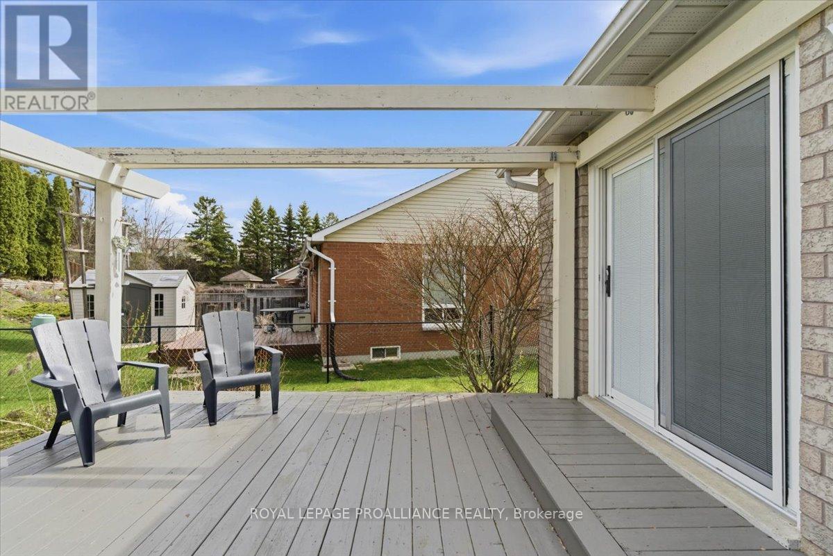 1342 Eagle Crescent, Peterborough (Monaghan Ward 2), Ontario  K9K 2K7 - Photo 43 - X13072400
