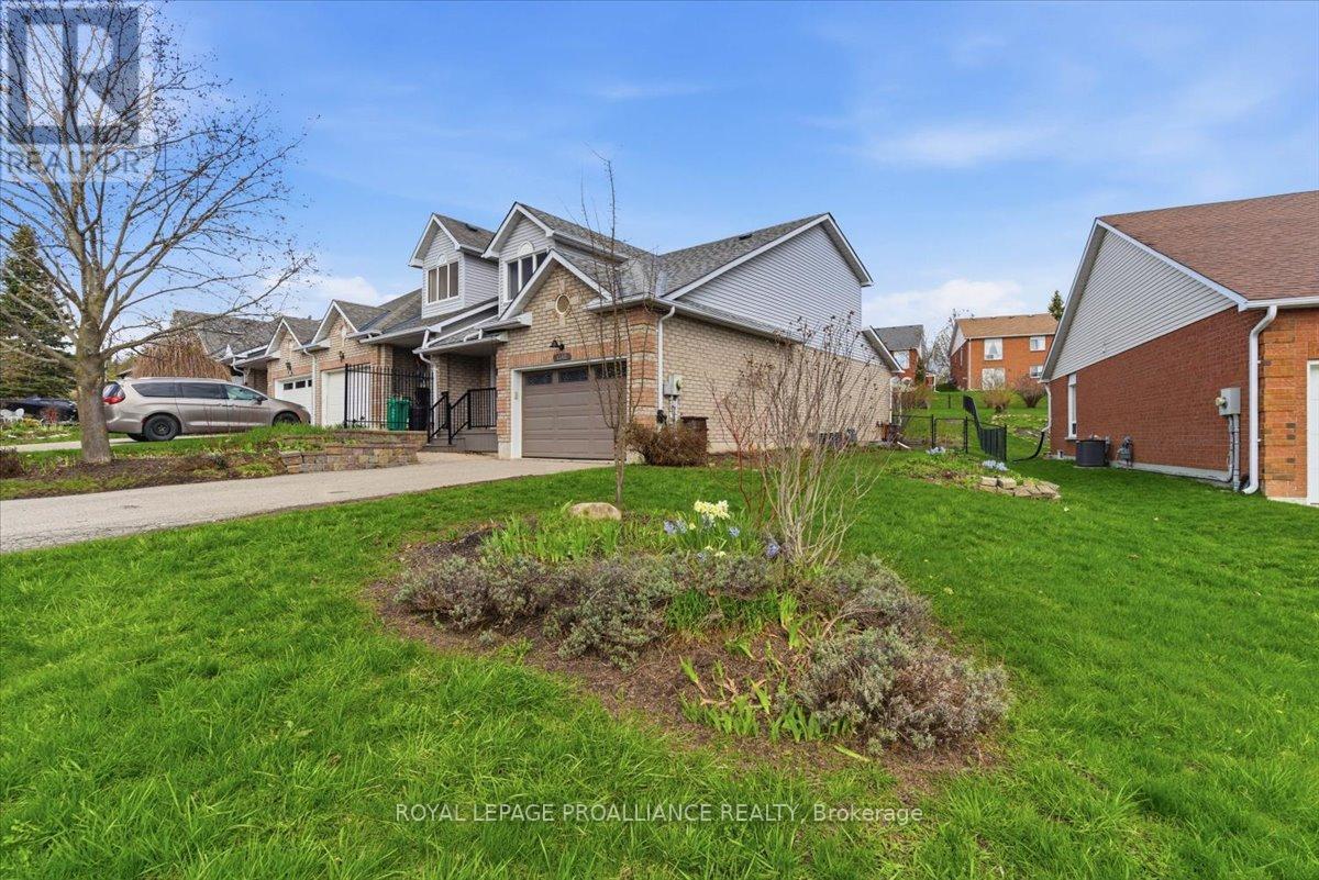 1342 Eagle Crescent, Peterborough (Monaghan Ward 2), Ontario  K9K 2K7 - Photo 5 - X13072400