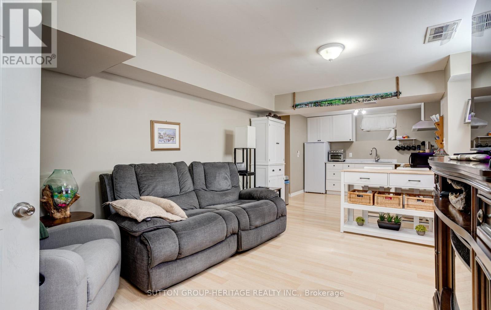 67 Laking Drive, Clarington (Newcastle), Ontario  L1B 1P8 - Photo 31 - E13073738