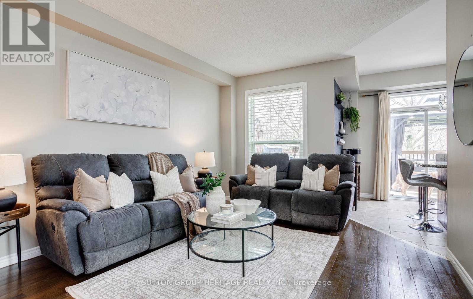 67 Laking Drive, Clarington (Newcastle), Ontario  L1B 1P8 - Photo 9 - E13073738