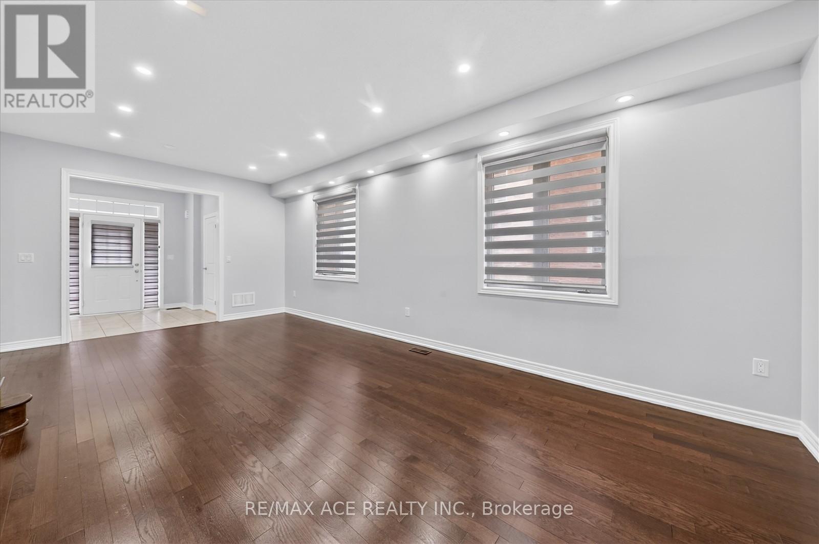 10 Gusul Avenue, Clarington (Newcastle), Ontario  L1B 0K7 - Photo 11 - E13073922